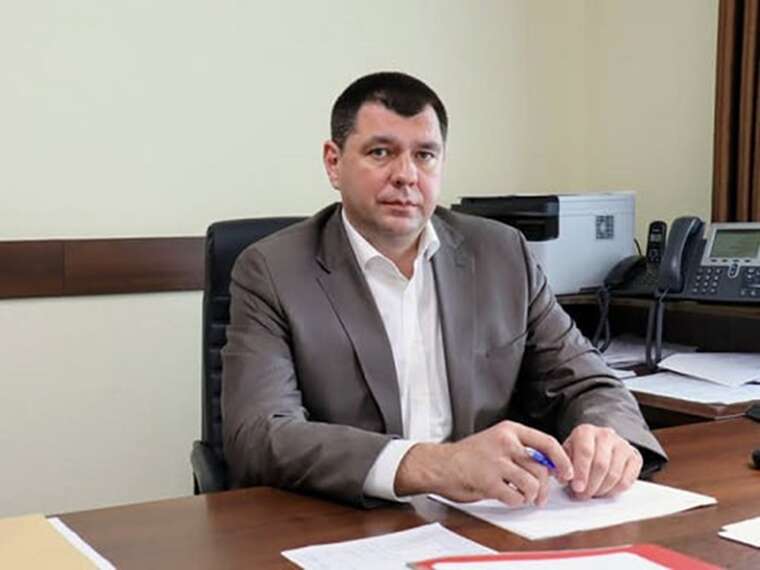 Мільйони на папері як заступник прокурора Харківщини Грюк та його підлегла роками отримують елітні пенсії через договірняки в судах