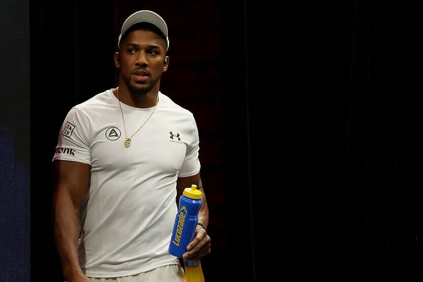 Голуб розповів, як трагедія в Нігерії вплинула на Джошуа