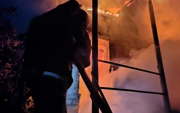 Росія атакувала Дніпро балістичними ракетами