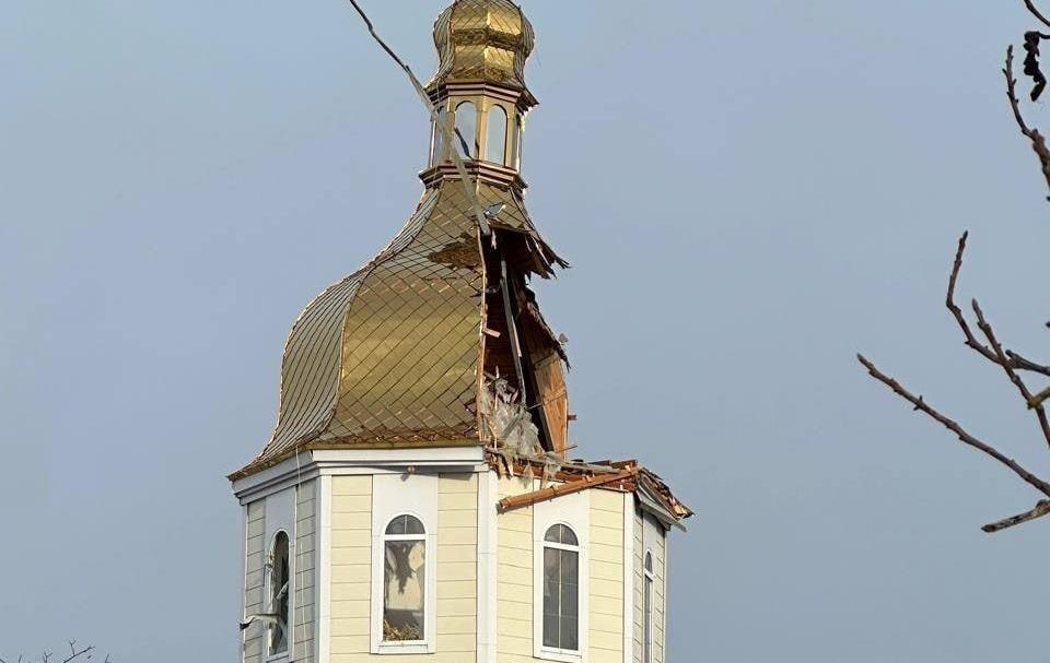 Росіяни пошкодили храм і монастир на Київщині