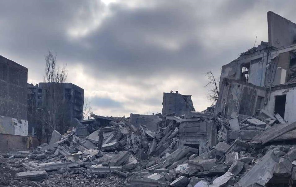 Росіяни скинули ФАБи на багатоповерхівки у Костянтинівці