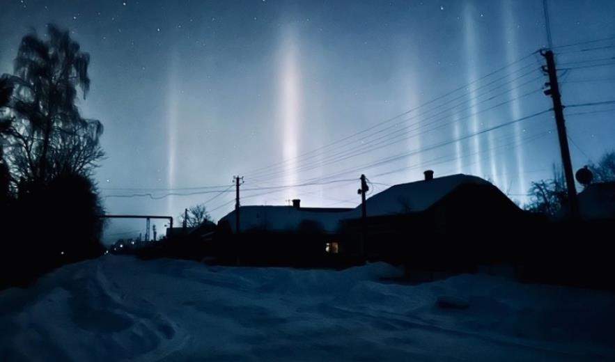 У небі над Тернопільщиною зафіксували “світлові стовпи”