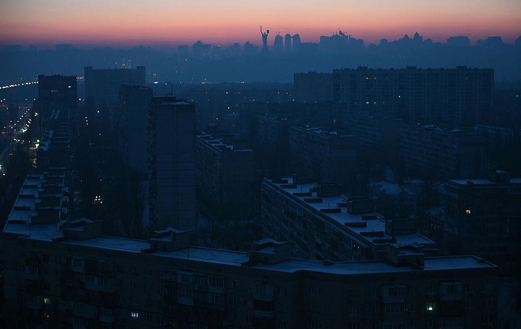 В Україні продовжили цілодобові відключення