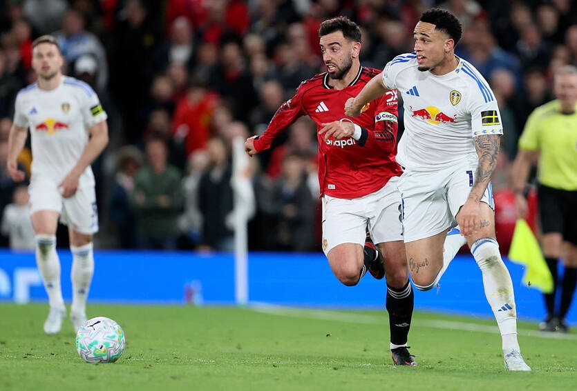 Лідс сенсаційно обіграв Манчестер Юнайтед в гостях