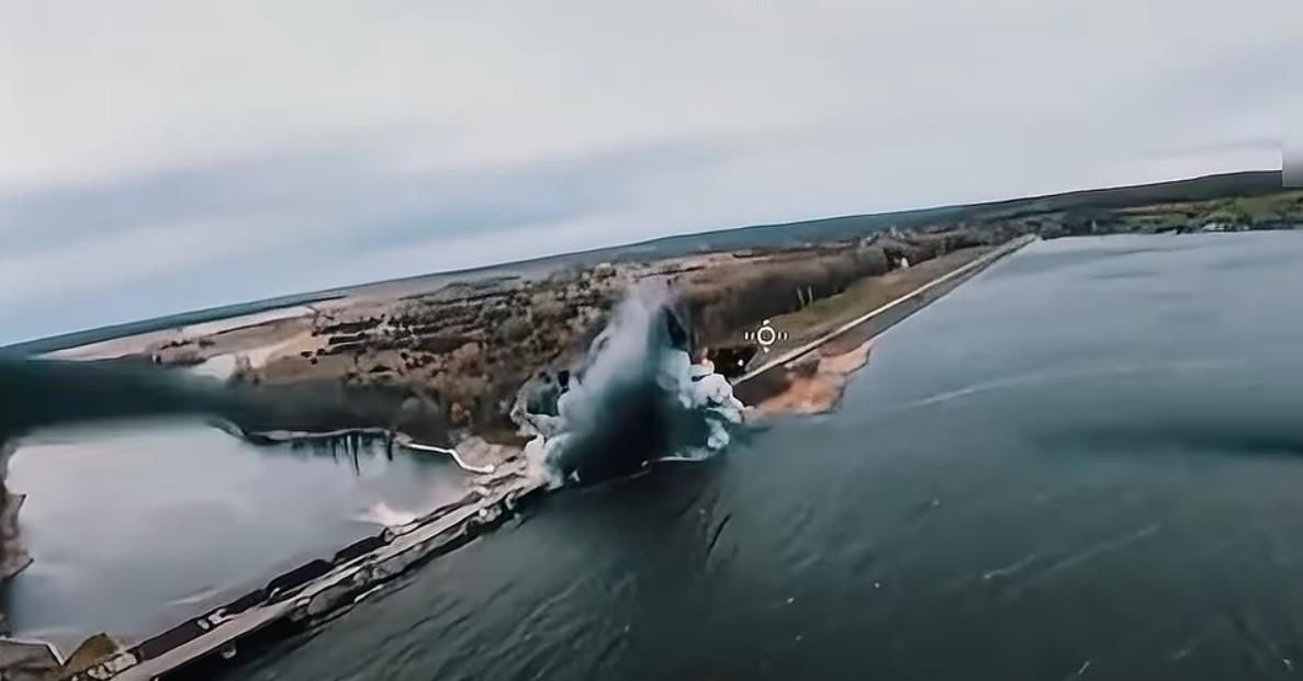 У ЗСУ спростували пошкодження Печенізької дамби